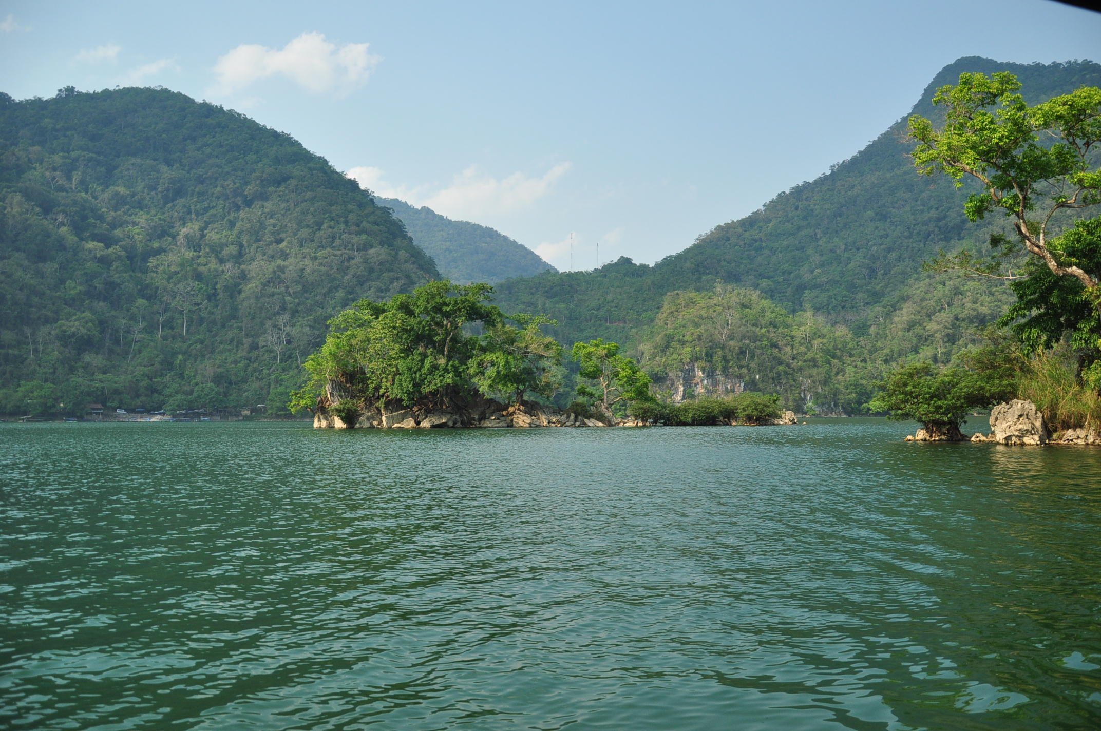 BA BE LAKE - BAN GIOC WATERFALL GROUP TOUR 3 DAYS 2 NIGHTS - Vietnam ...