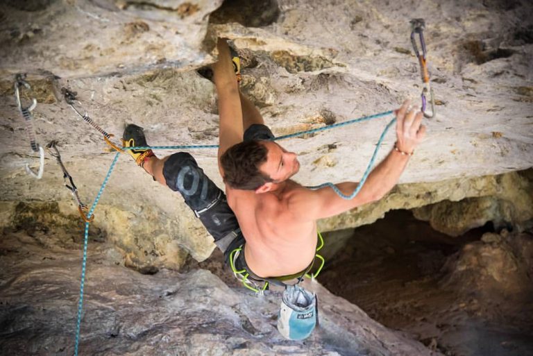 Climbing at Thakhek - Vietnam Discovery Travel