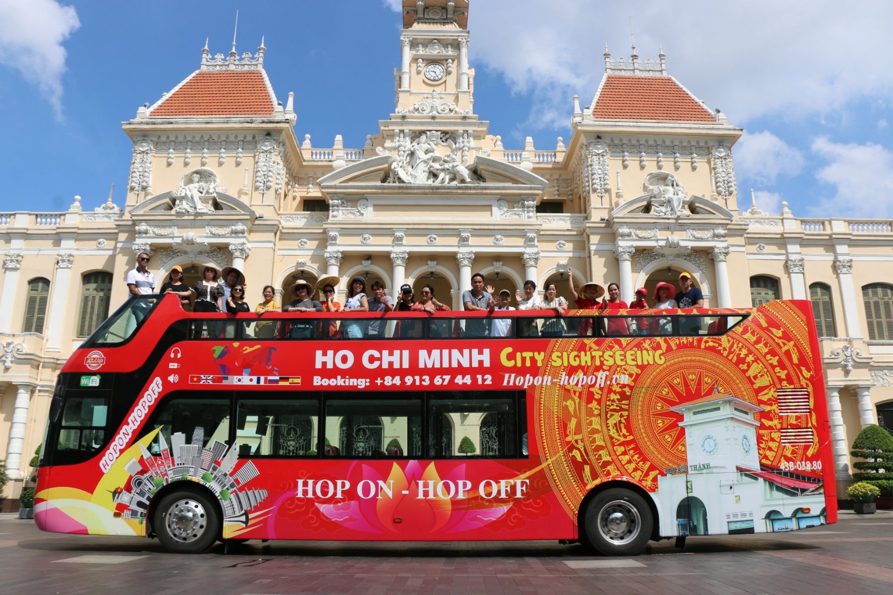 ho-chi-minh-private-car - Vietnam Discovery Travel